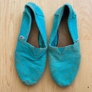 Toms teal blue cross-stitch textured flats 7.5